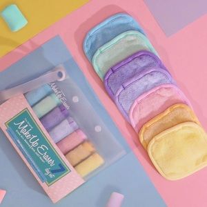 BRAND NEW Makeup Eraser 7 day Pastel set. Sold out
